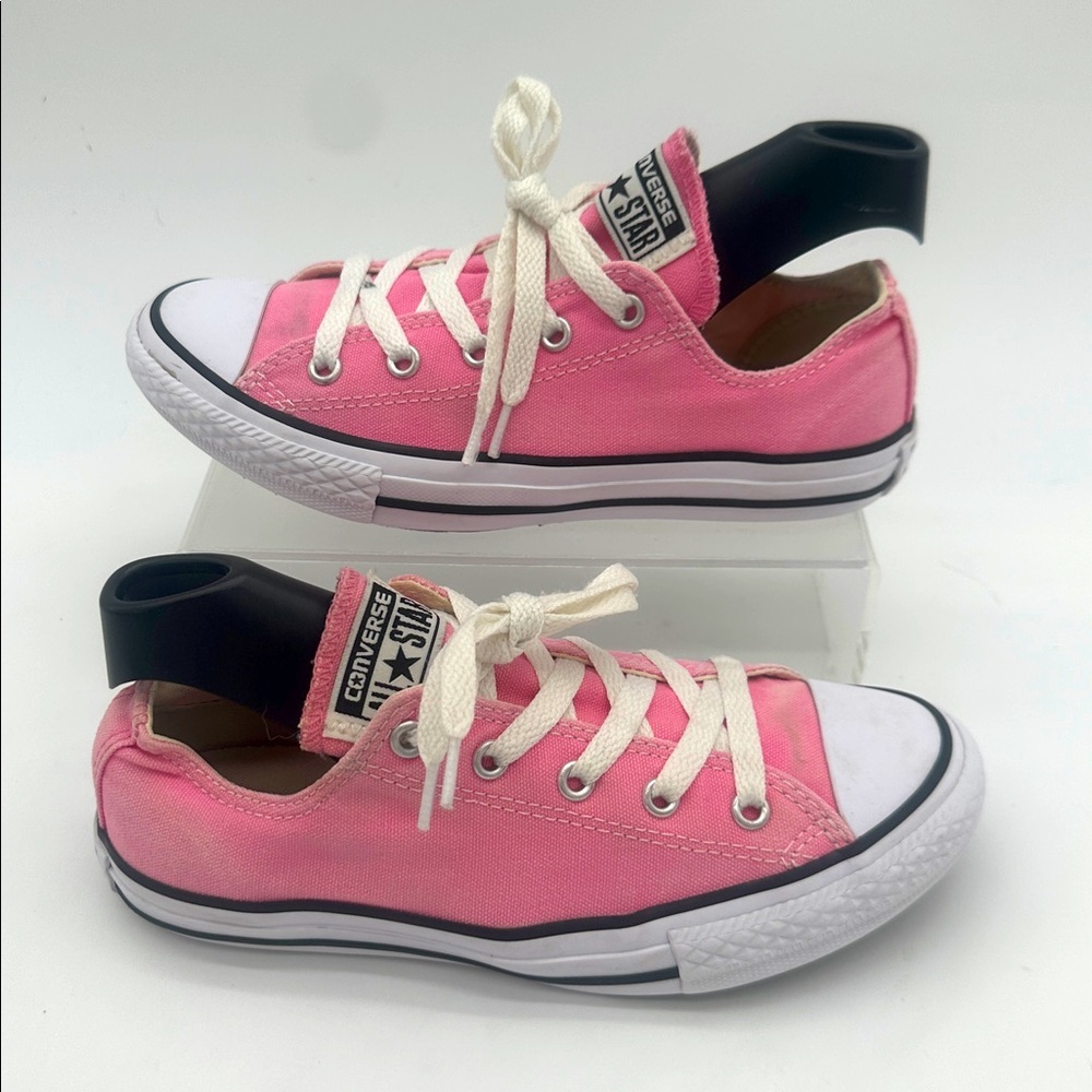 Converse Chuck Taylor All Star Low Top Pink & White Shoes Girls Size 2